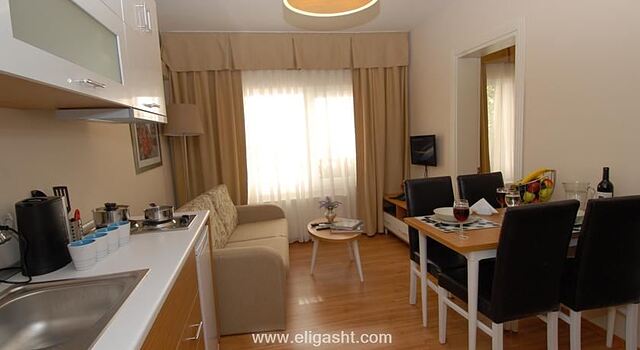 تری اپلز المدگ رزیدنس