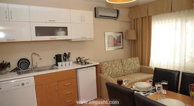 تری اپلز المدگ رزیدنس