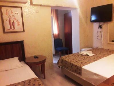 تییاترو هتل الدسیتی