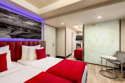 رامادا با ویندهام استانبول پرا تکسیم