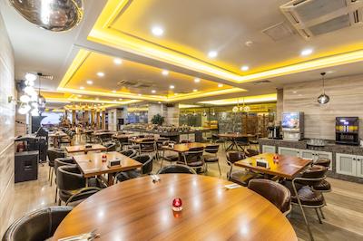 رامادا با ویندهام استانبول پرا تکسیم