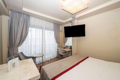 رامادا با ویندهام استانبول پرا تکسیم