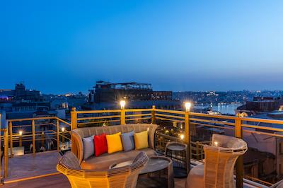 رامادا با ویندهام استانبول پرا تکسیم