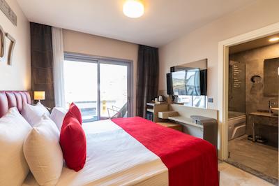 رامادا با ویندهام استانبول پرا تکسیم