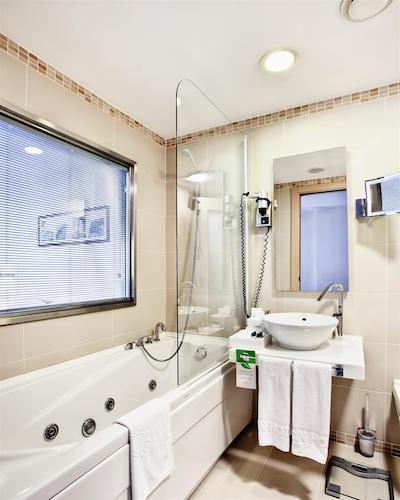 ارسین تکسیم پرمیر