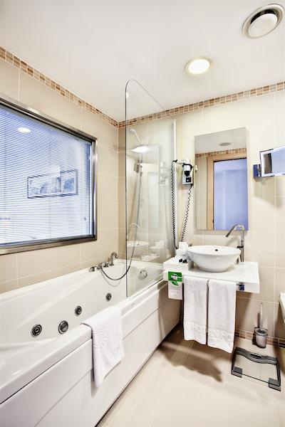 ارسین تکسیم پرمیر