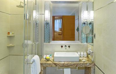 فور پوینتز بای شراتون شنزهن