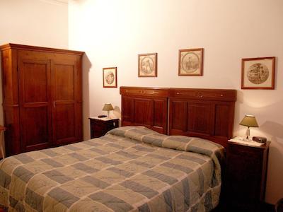 ب اند ب فیلمنا ا فرانسسا