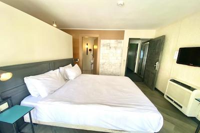 فاروس هتل تکسیم