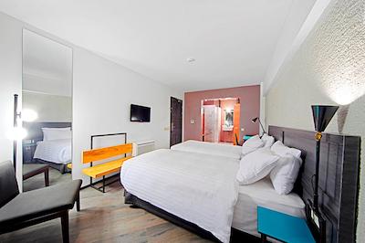 فاروس هتل تکسیم