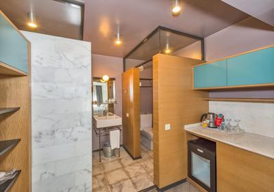 فاروس هتل تکسیم