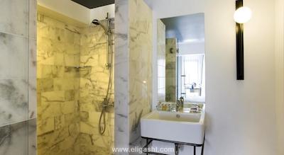 فاروس هتل تکسیم