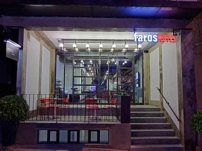 فاروس هتل تکسیم