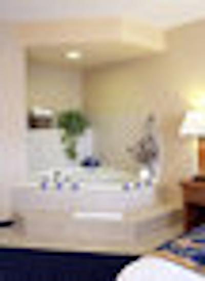 فیرفیلد این اند سویتز برامپتون