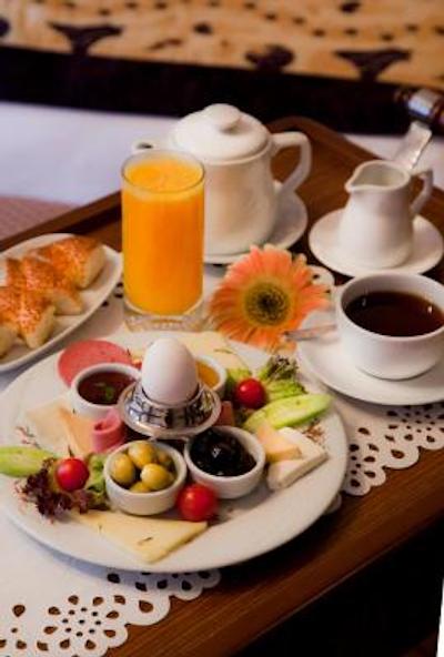 جی ال کا پریمیر د هوم سویتز