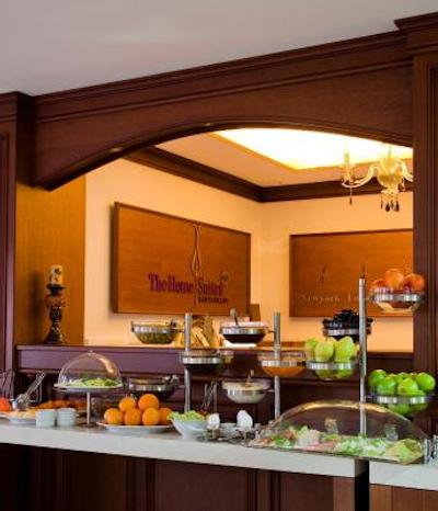 جی ال کا پریمیر د هوم سویتز