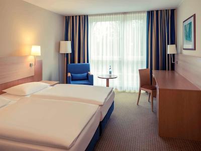 مرکور هتل سهوینفورت مینینسل