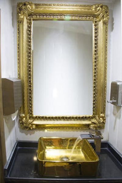 گلدن رین هتل اولد سیتی