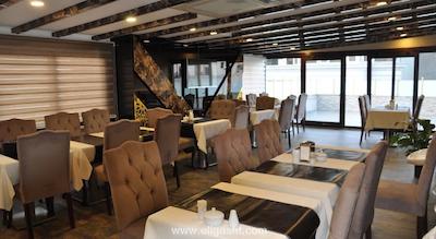 گلدن رین هتل اولد سیتی