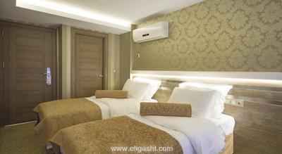 گلدن رین هتل اولد سیتی