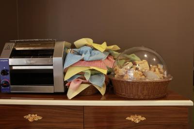 سانلی سوئیت هتل