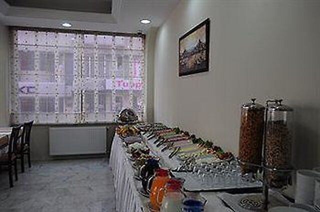 توگرا هتل