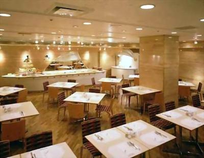 شینجوکو پرینس هتل