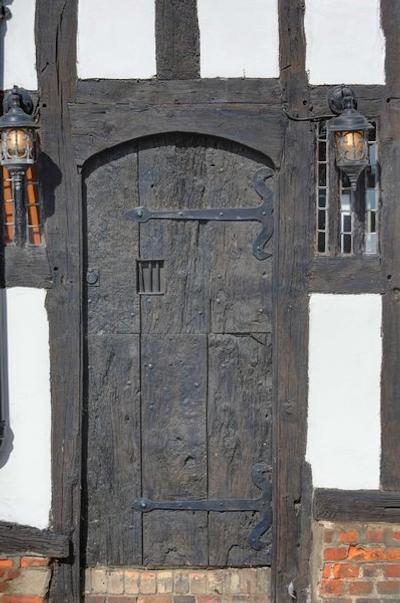 بست وسترن رس اند کرون هتل