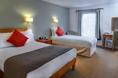 بست وسترن رس اند کرون هتل