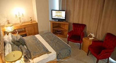 آسیا ارتمیس سوئیت