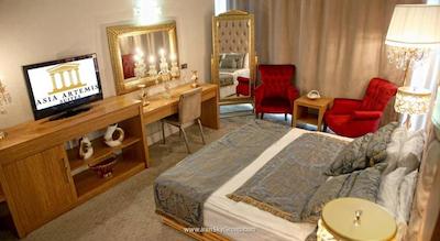 آسیا ارتمیس سوئیت