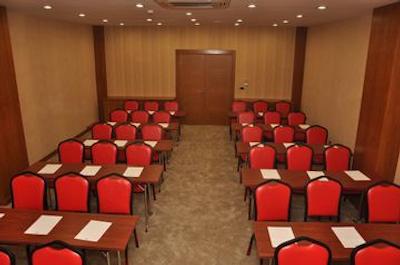 آسیا ارتمیس سوئیت