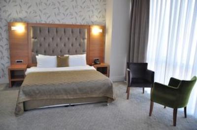 آسیا ارتمیس سوئیت