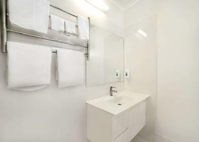 بست وسترن ادمیرالتی متر این