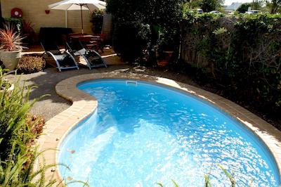 بست وسترن امباسادر متر لج