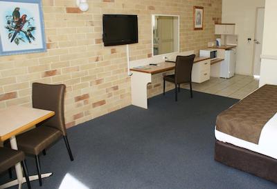 بست وسترن امباسادر متر لج