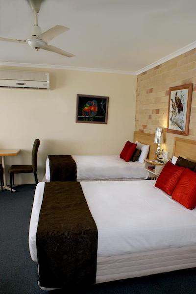 بست وسترن امباسادر متر لج