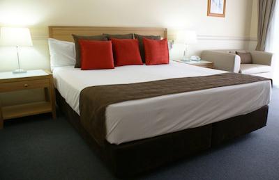 بست وسترن امباسادر متر لج