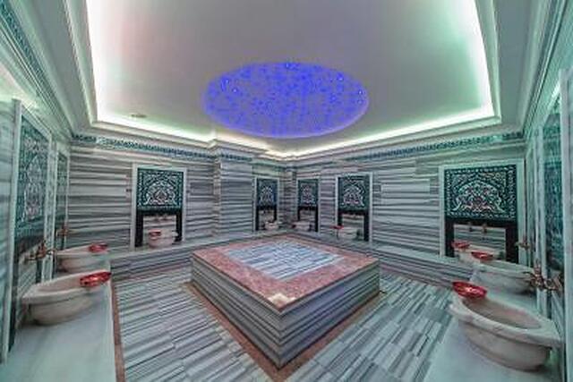 اسکالیون هتل اند اسپا