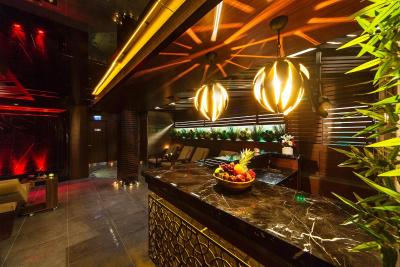 اسکالیون هتل اند اسپا