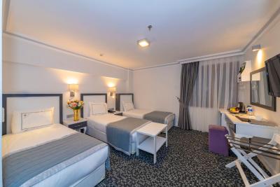 اسکالیون هتل اند اسپا