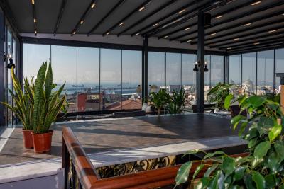 اسکالیون هتل اند اسپا