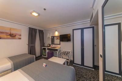 اسکالیون هتل اند اسپا