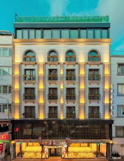 اسکالیون هتل اند اسپا