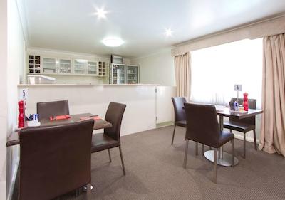 کمفرت این هاروست لج