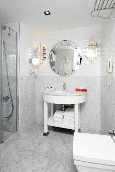 تکسیم هیل هتل