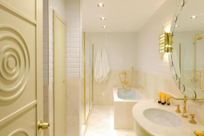 تکسیم هیل هتل