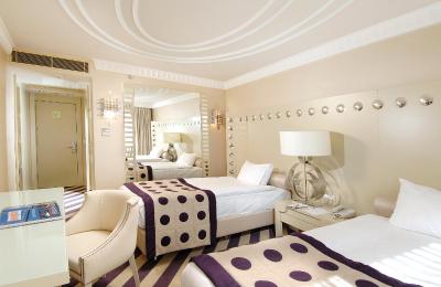 تکسیم هیل هتل