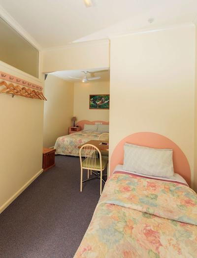 بست وسترن متل فارینگتون