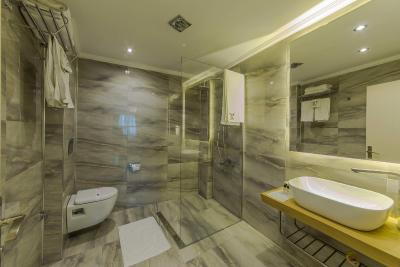 کنستانتین هتل